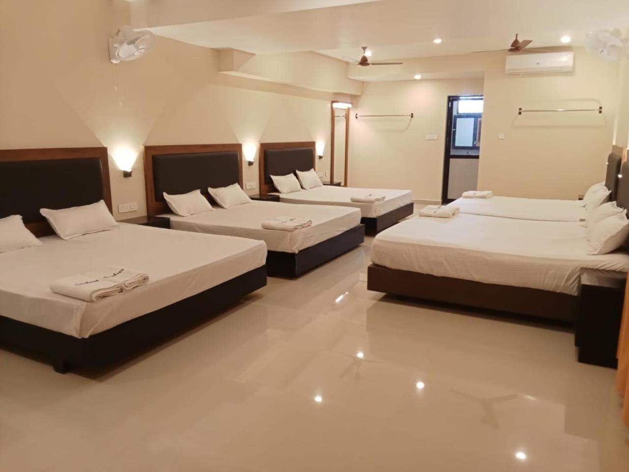 Hotel Sri Devi 카니아쿠마리 외부 사진