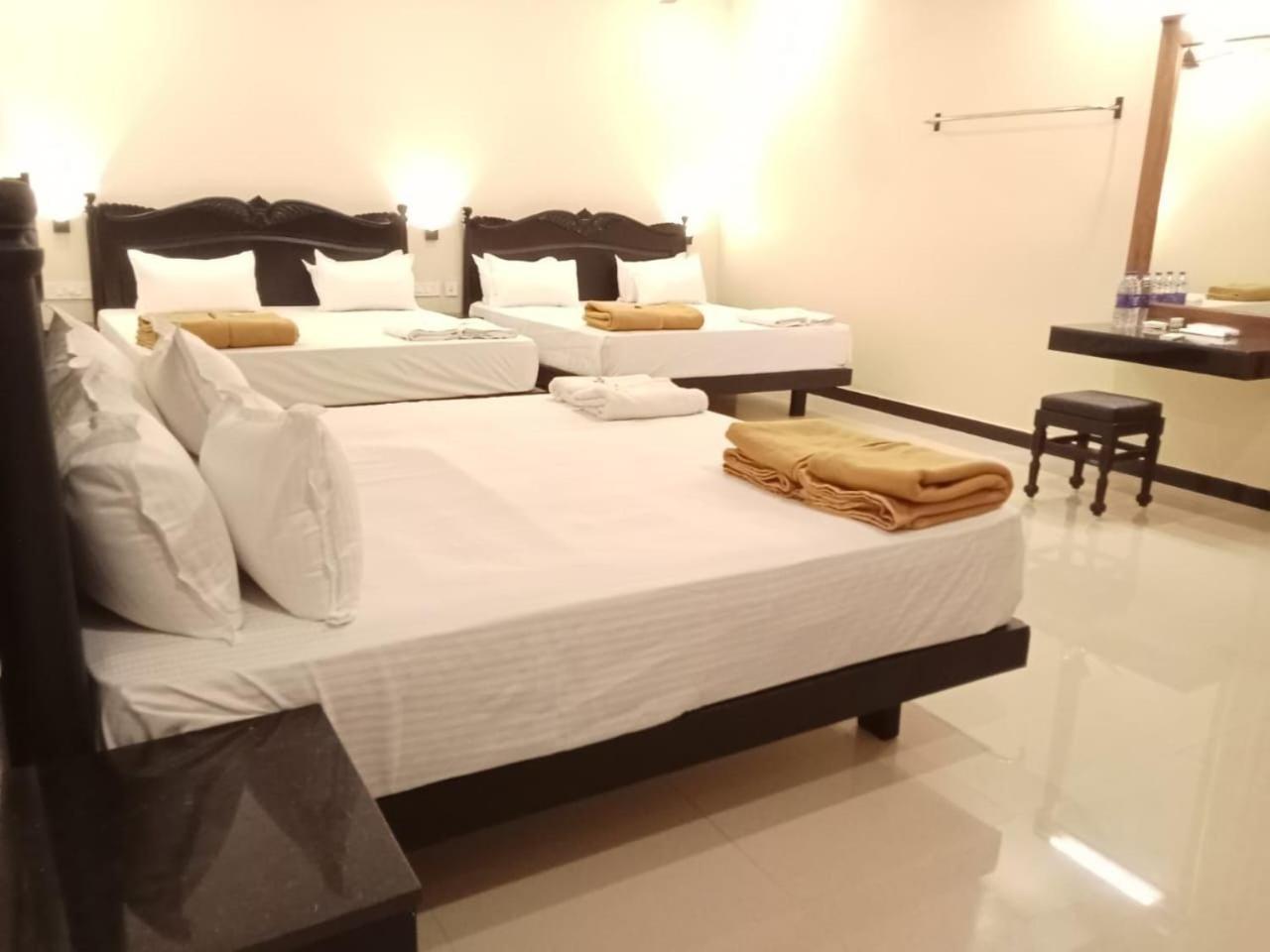 Hotel Sri Devi 카니아쿠마리 외부 사진