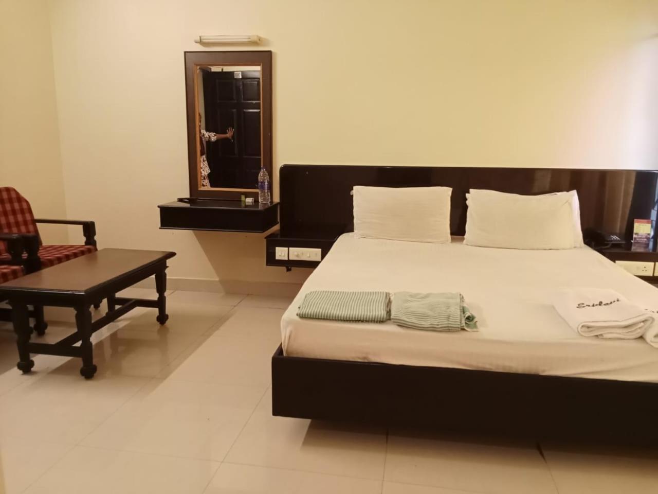 Hotel Sri Devi 카니아쿠마리 외부 사진